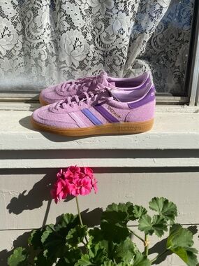 adidas Spezial Women’s Lavender/lilac Suede Sneakers with Gum Sole